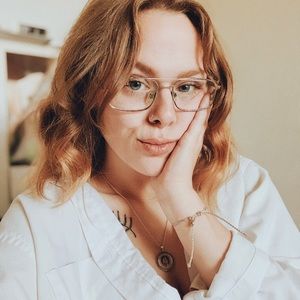 Meet your Posher, Maegan